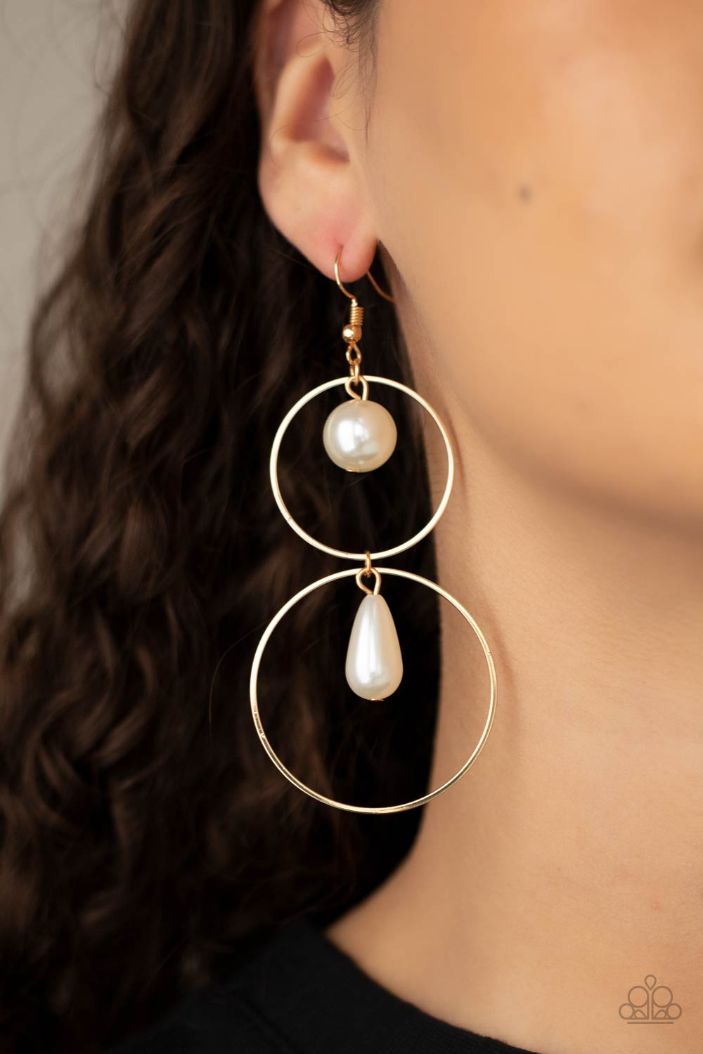 Cultured in Couture - Gold Earrings