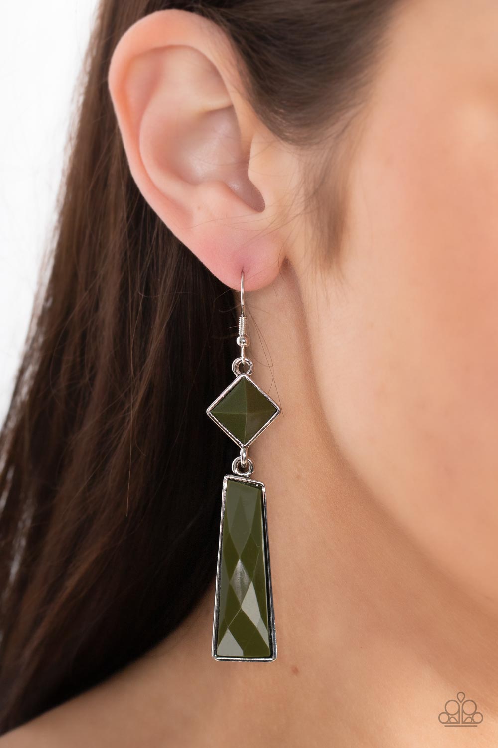 Hollywood Harmony - Green Earrings